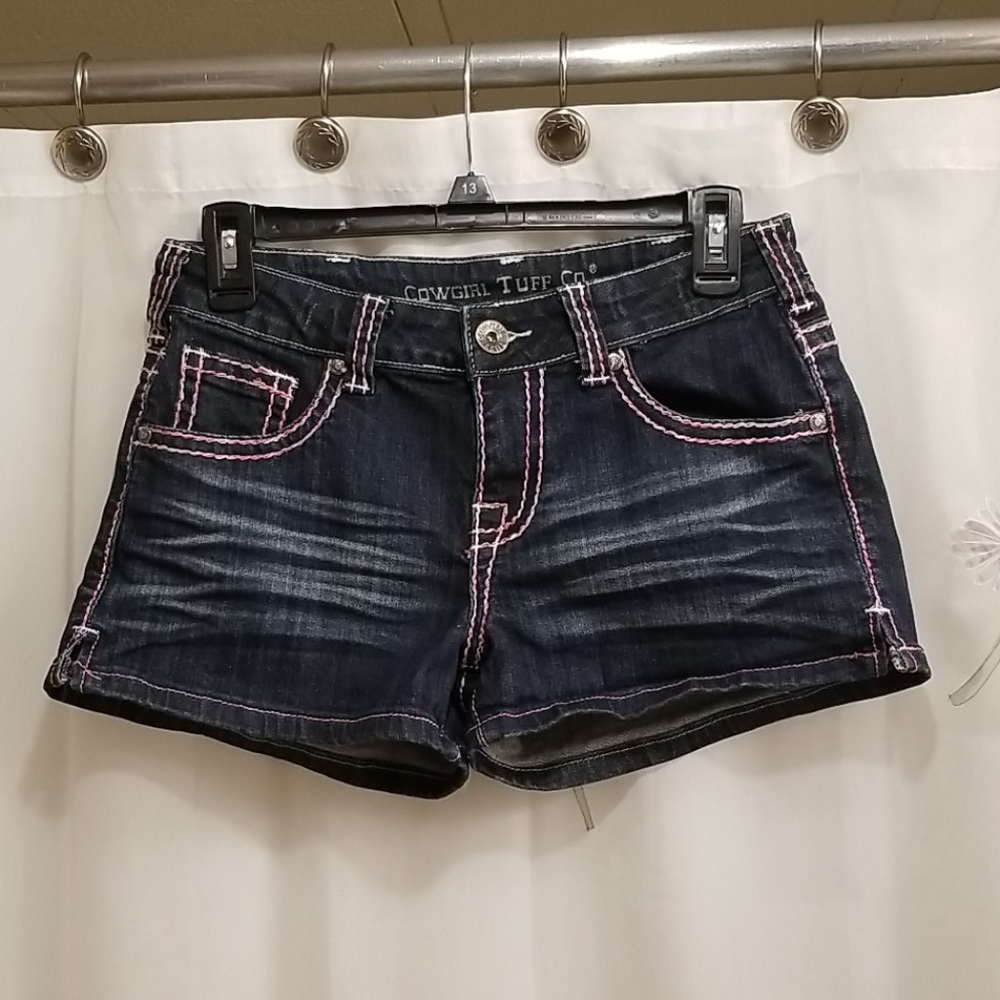 Cowgirl Tuff skull shorts